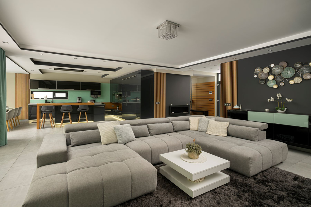 Modern wellness family residence, close to the Danube