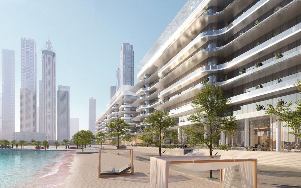 Elegant Dubai Harbour Apartment With Full Sea View