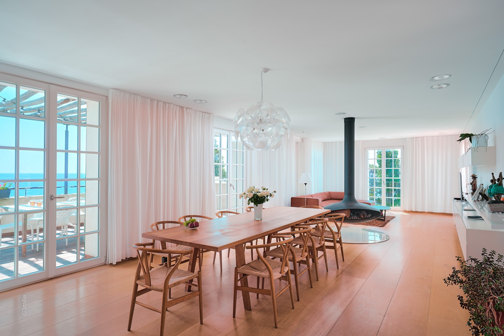 Prestigious villa in Théoule-sur-Mer with panoramic sea views and direct access…