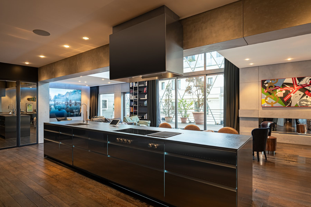 Exclusive penthouse with a terrace in the heart of Budapest