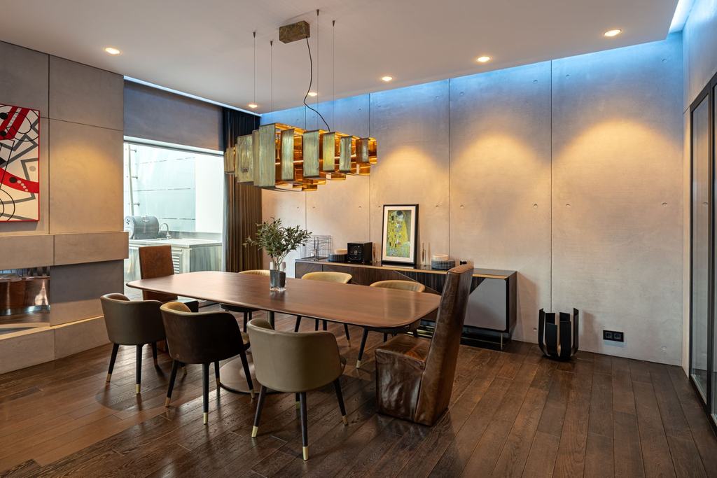 Exclusive penthouse with a terrace in the heart of Budapest