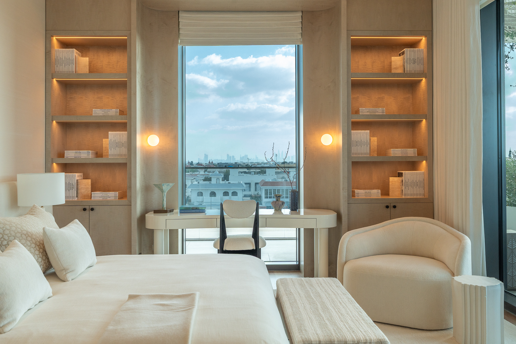 Обновлённый пентхаус Four Seasons с частным бассейном в Джумейра, Дубай