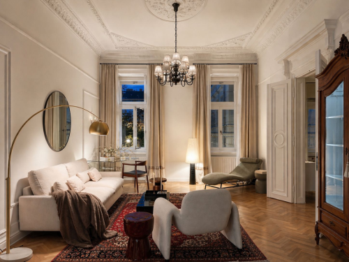 Parisian Renovated Apartment with View in district 5 42540