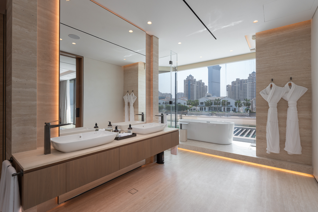Fully-Upgraded Palm Jumeirah Villa With City Views