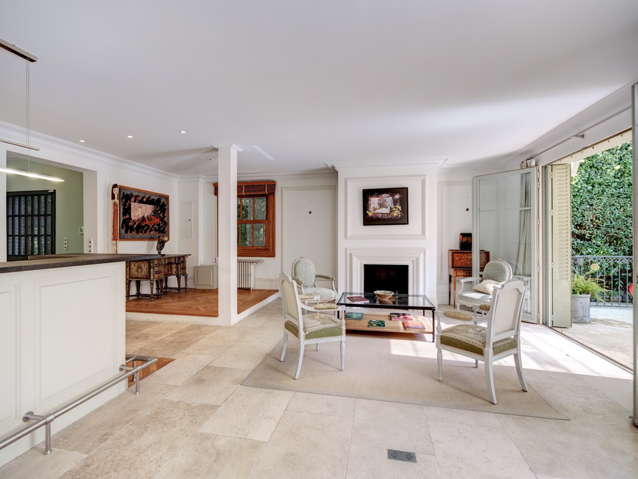 Cannes Montrose charming villa with pool walking distance to the Croisette