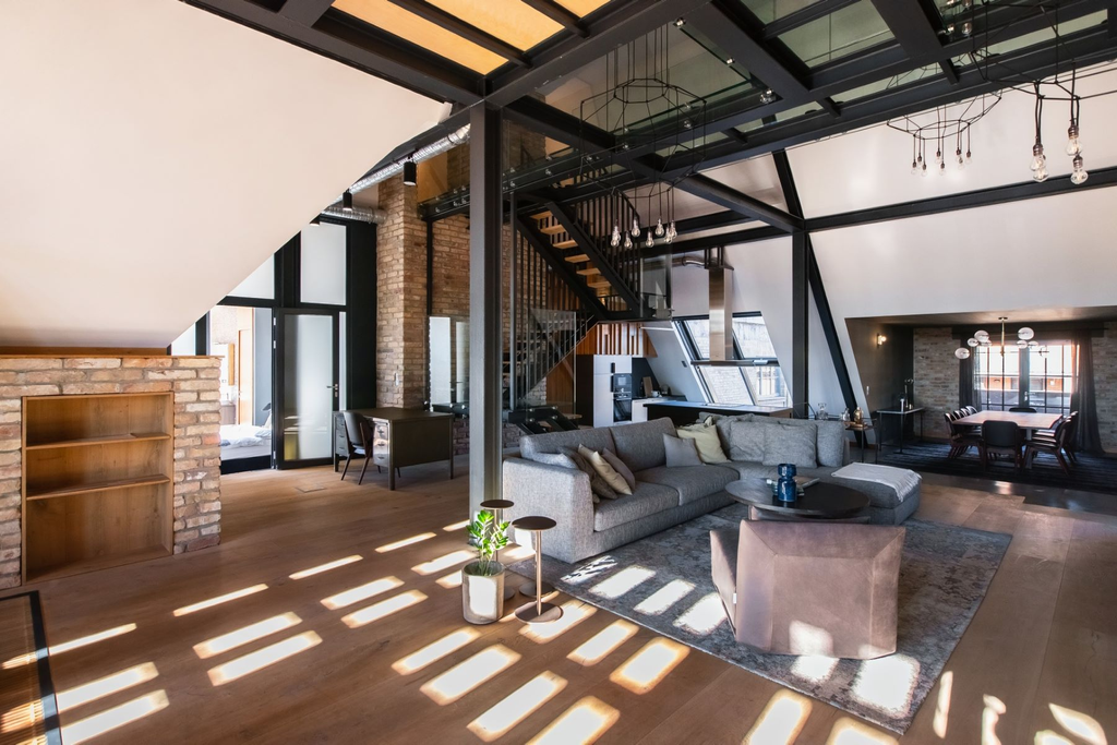 Iconic Riverloft Penthouse in Újlipótváros