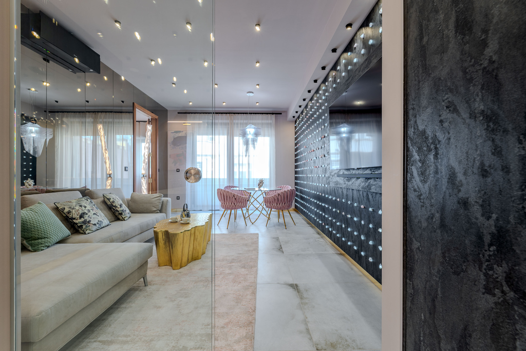 Refined Designer Residence in Budapest’s Prestigious Downtown District